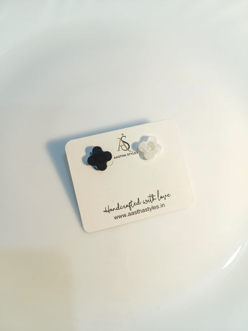 Black & White Flower Resin Studs