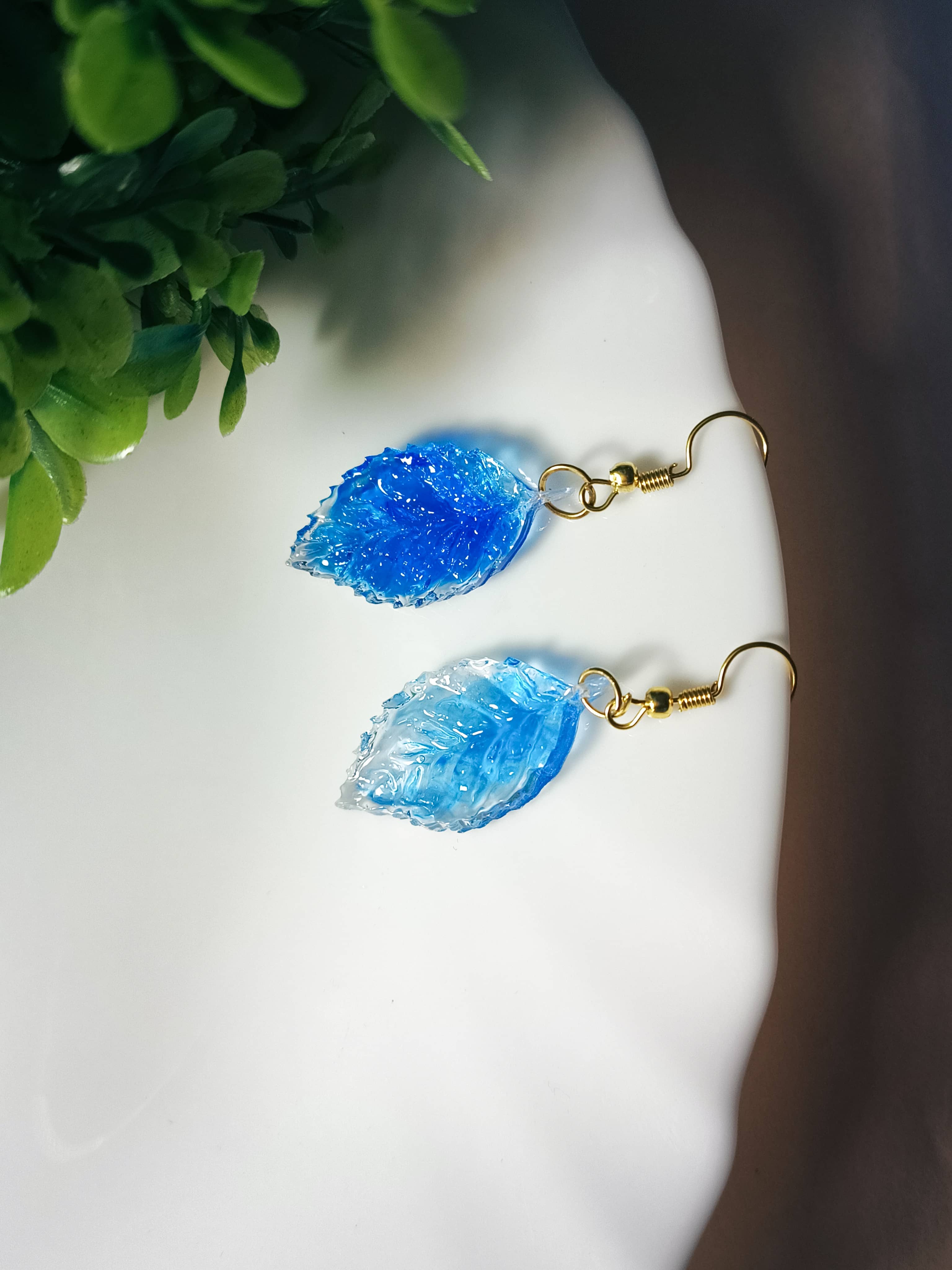 Blue Frost Leaf Drops