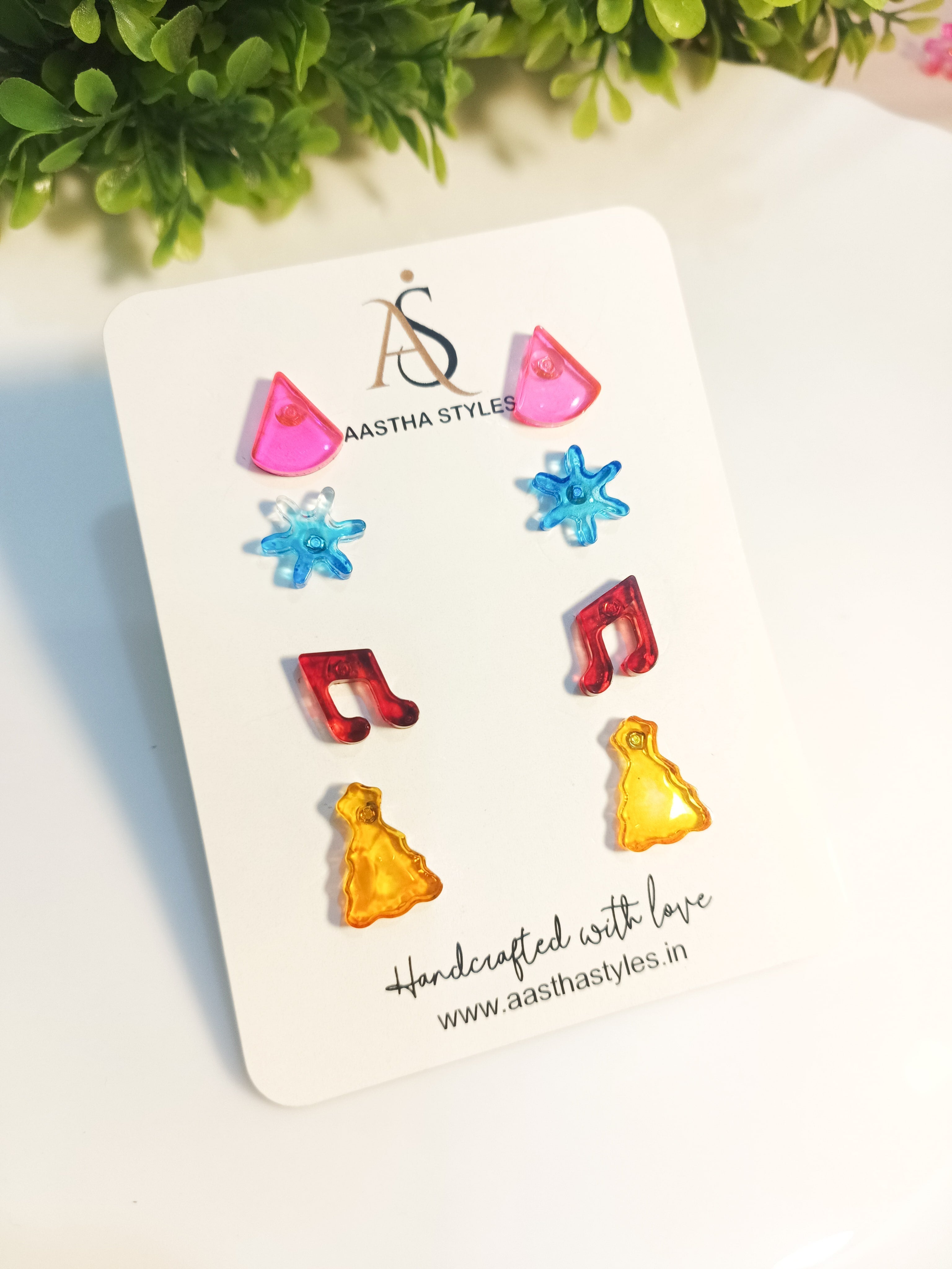 Color Pop Resin Stud Set
