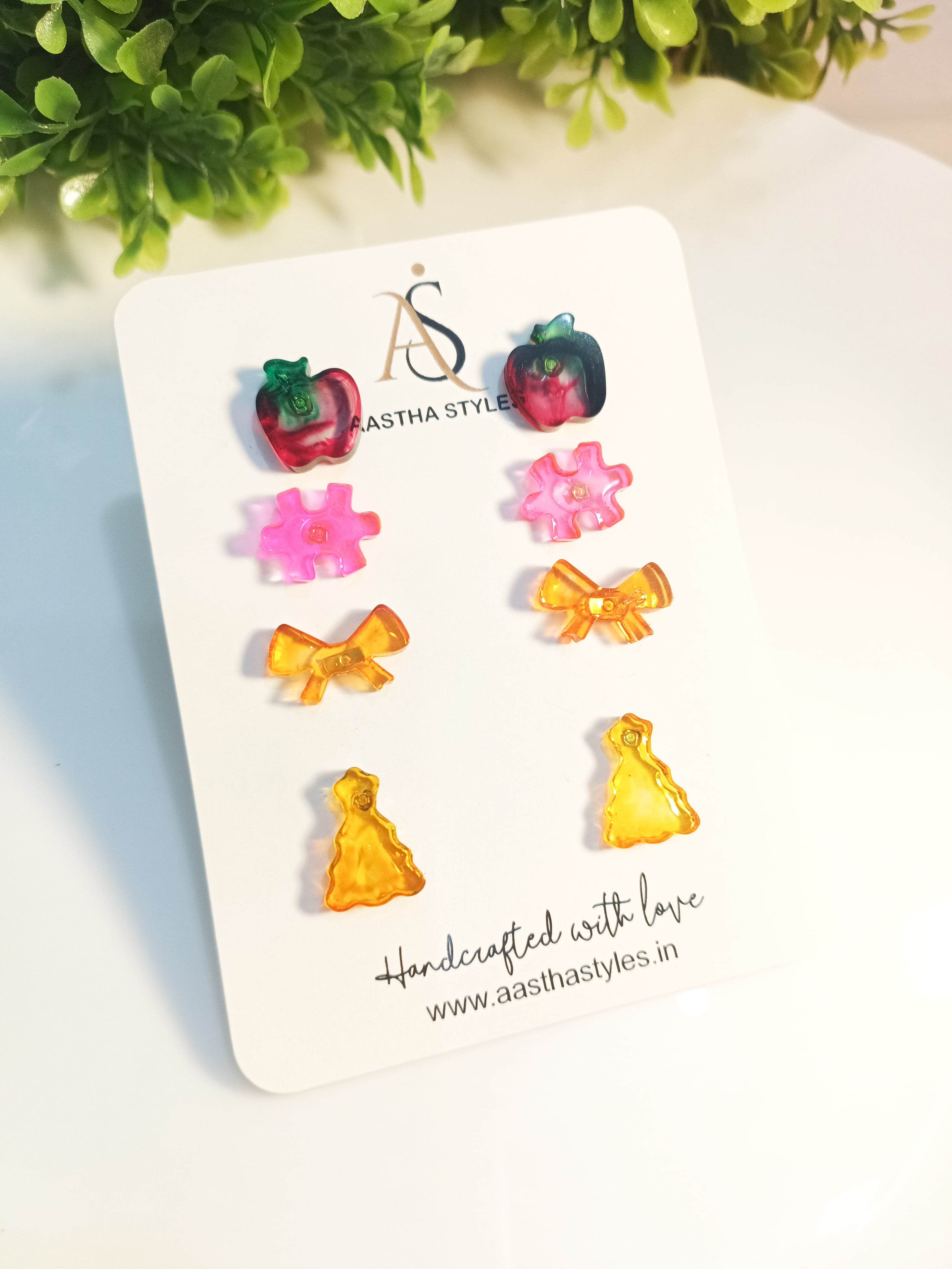 Cute Pop Mini Stud Set