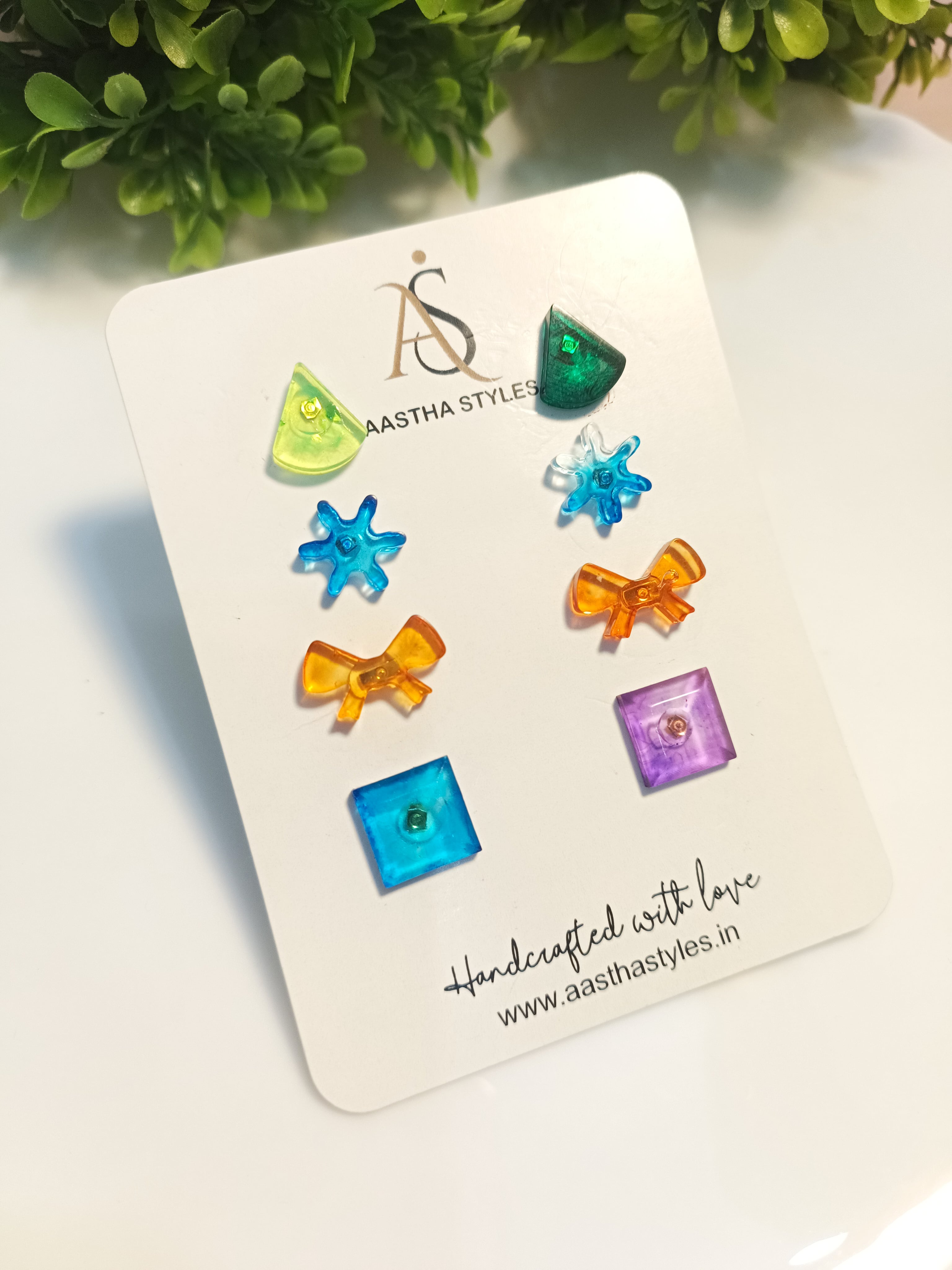 Rainbow Mini Stud Set