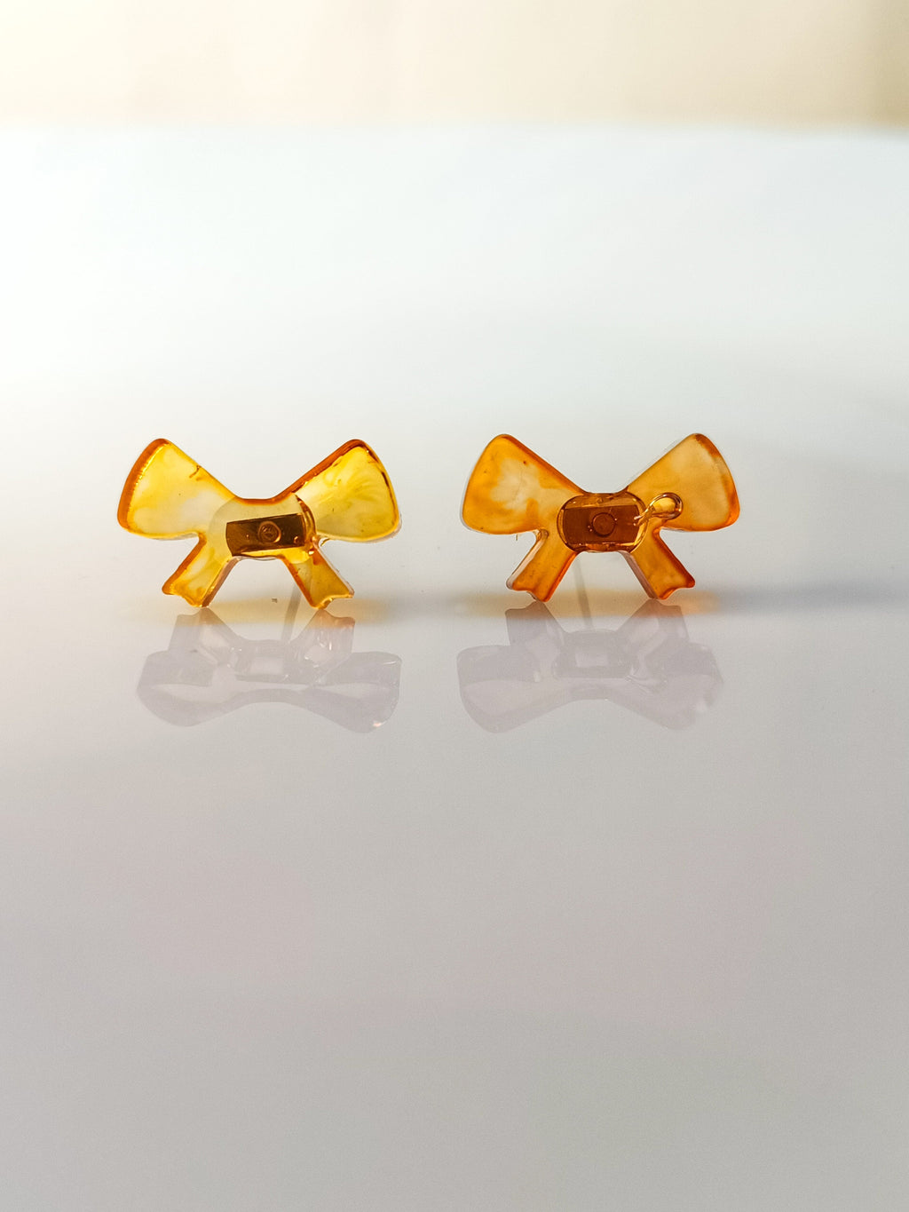 Orange Bow Resin Studs