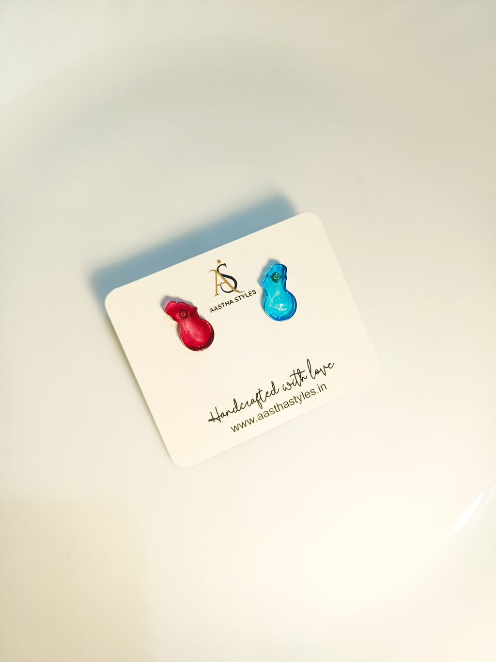 Color Splash Droplet Resin Studs